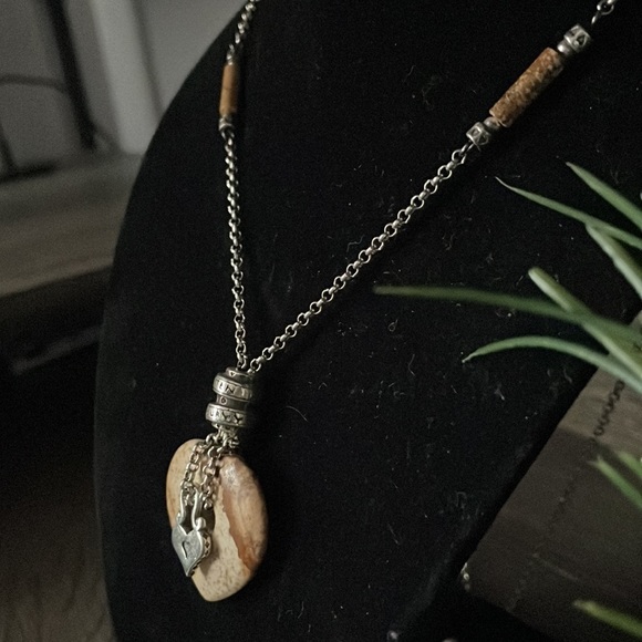 BRIGHTON LISTEN YOUR HEART LONG NECKLACE. - Picture 3 of 6